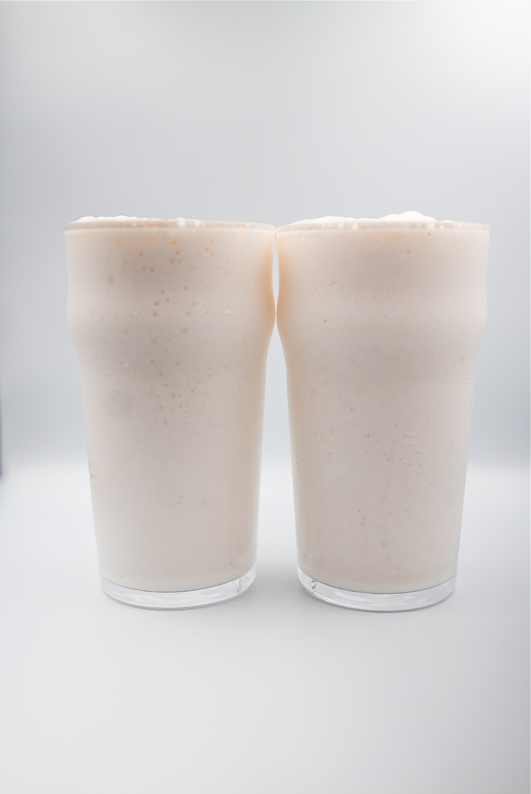 Jugo de frutas con leche